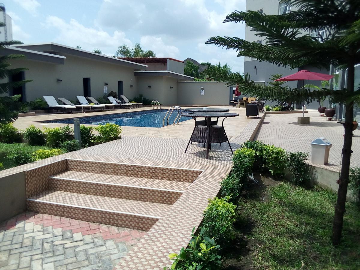 Hotel Golden Tulip Ibadán Exterior foto